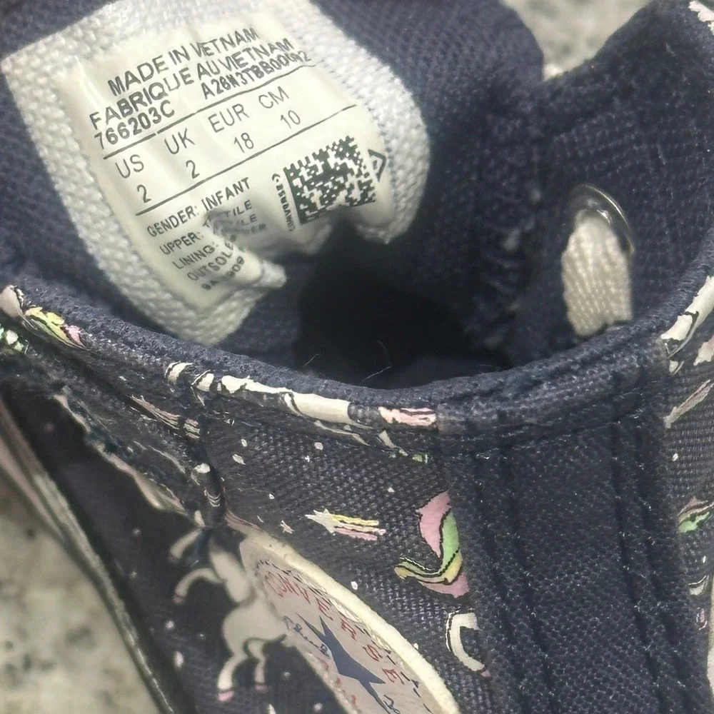 Converse Kids 2 Chuck Taylor High Top Navy Blue Unicorn Print Hook Loop Sneaker